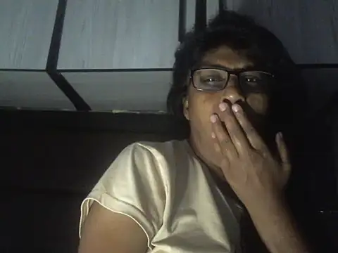 Snapshot of MsAttitude chatting on February 4, 2026, 10:54 am MsAttitude online show from February 4, 2026, 10:54 am