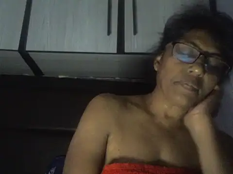 Snapshot of MsAttitude chatting on February 10, 2026, 11:25 am MsAttitude online show from February 10, 2026, 11:25 am