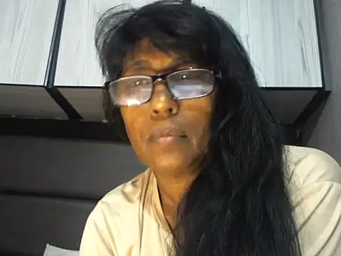 Snapshot of MsAttitude chatting on February 12, 2026, 6:52 am MsAttitude online show from February 12, 2026, 6:52 am