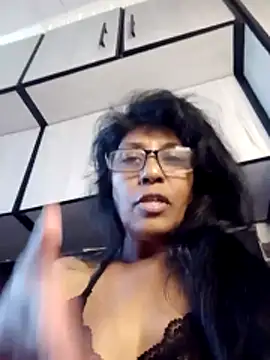 Snapshot of MsAttitude chatting on June 18, 2026, 8:25 am MsAttitude online show from June 18, 2026, 8:25 am