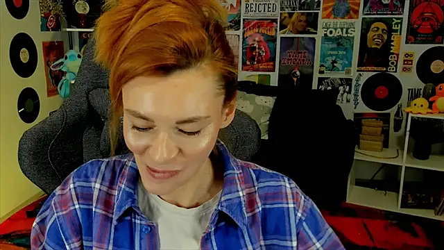 Snapshot of MistyBarnes chatting on December 16, 2024, 9:35 am MistyBarnes online show from December 16, 2024, 9:35 am