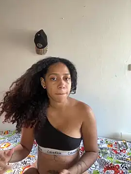 Snapshot of Miley_and_Vash chatting on January 12, 2025, 8:36 pm Miley and Vash online show from January 12, 2025, 8:36 pm