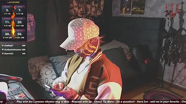 Snapshot of AcidMilo chatting on November 16, 2025, 12:05 am AcidMilo online show from November 16, 2025, 12:05 am