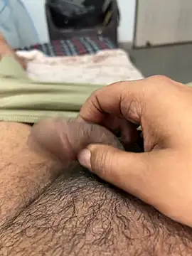 Snapshot of Mushroomhead69 chatting on December 22, 2024, 9:22 am Mushroomhead69 online show from December 22, 2024, 9:22 am