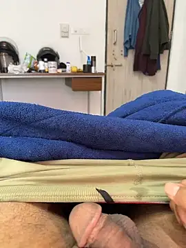 Snapshot of Mushroomhead69 chatting on January 25, 2025, 5:07 am Mushroomhead69 online show from January 25, 2025, 5:07 am