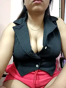 Nia  09 online show from January 13, 2025, 3:15 pm