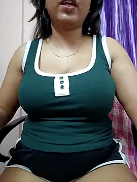 Nia  09 online show from March 3, 2025, 9:05 pm