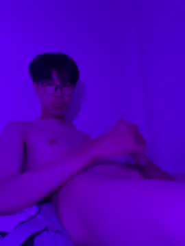 Foxxie126 online show from April 13, 2026, 6:13 pm