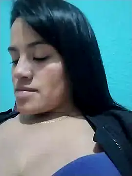 Snapshot of zhayra_rose chatting on January 4, 2025, 5:48 am zhayra rose online show from January 4, 2025, 5:48 am