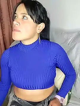 Snapshot of zhayra_rose chatting on January 11, 2025, 3:02 am zhayra rose online show from January 11, 2025, 3:02 am