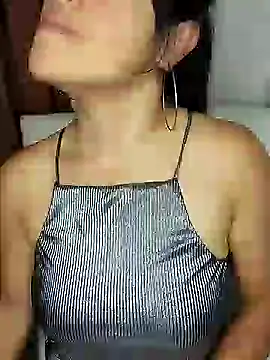 Snapshot of zhayra_rose chatting on March 1, 2025, 6:57 am zhayra rose online show from March 1, 2025, 6:57 am