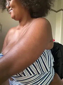 Charlie-Crawford online show from November 15, 2025, 5:27 am