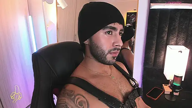 ItsMeEros online show from June 3, 2026, 11:10 pm