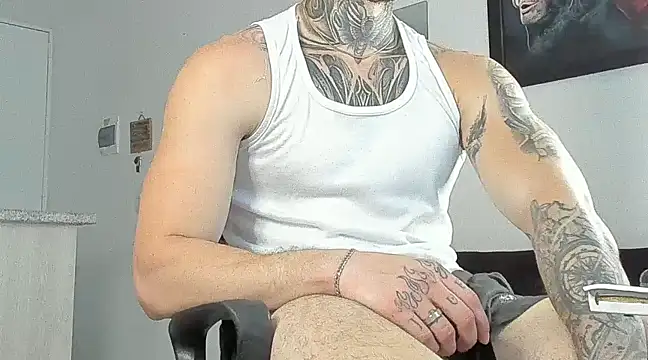 Snapshot of _jamesleandros1 chatting on February 23, 2025, 9:37 pm jamesleandros1 online show from February 23, 2025, 9:37 pm