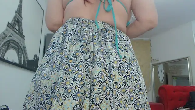 AnnaBellaLuckyXOXO online show from September 25, 2025, 10:41 am