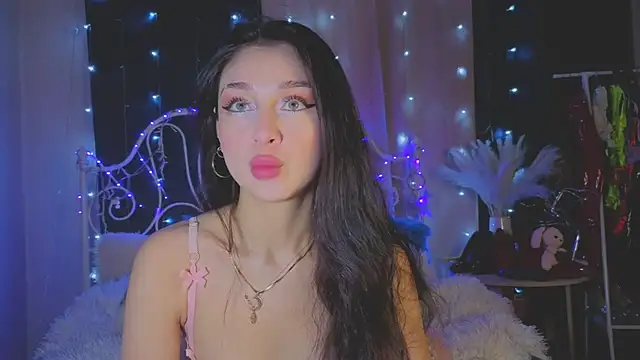 Snapshot of Funny_Bunny chatting on February 7, 2026, 11:19 pm Funny Bunny online show from February 7, 2026, 11:19 pm