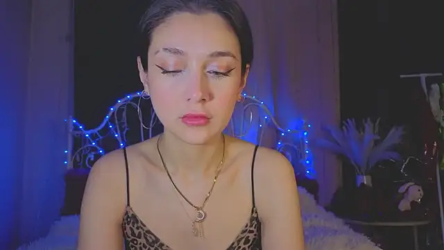 Snapshot of Funny_Bunny chatting on February 17, 2026, 11:22 pm Funny Bunny online show from February 17, 2026, 11:22 pm