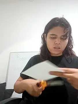 SabinaMerchetti online show from February 12, 2026, 2:50 am