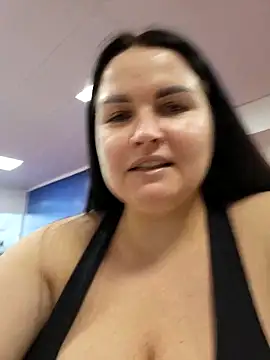 GeorgiaLerox online show from November 16, 2025, 1:39 pm