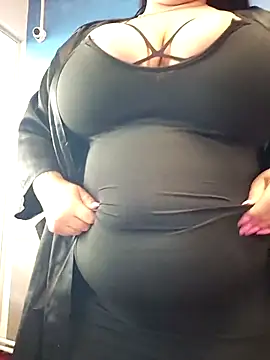 Snapshot of GeorgiaLerox chatting on June 19, 2026, 1:04 pm GeorgiaLerox online show from June 19, 2026, 1:04 pm