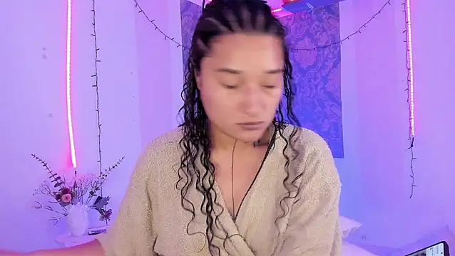 Snapshot of Eva_Lee_ chatting on July 5, 2026, 10:22 am Eva Lee online show from July 5, 2026, 10:22 am