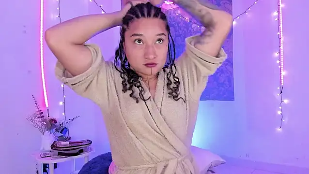 Snapshot of Eva_Lee_ chatting on July 8, 2026, 10:31 am Eva Lee online show from July 8, 2026, 10:31 am