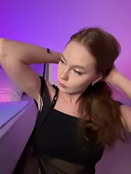 Snapshot of Meow_Sophie chatting on April 7, 2026, 2:17 pm Meow Sophie online show from April 7, 2026, 2:17 pm