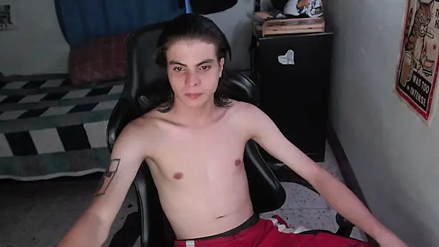 Elastic Fantasy online show from April 28, 2026, 10:15 pm