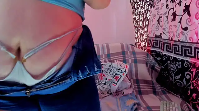 Snapshot of Fierymichef chatting on February 4, 2026, 8:36 pm Fierymichef online show from February 4, 2026, 8:36 pm