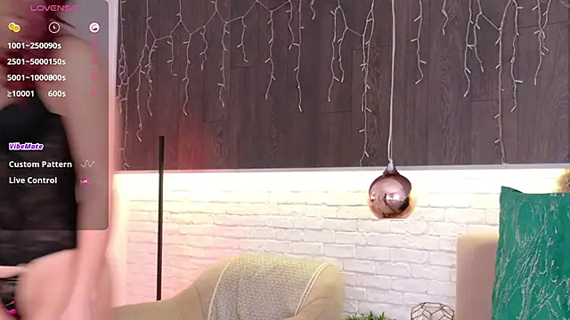 CindeFucknRella online show from November 5, 2025, 5:51 am