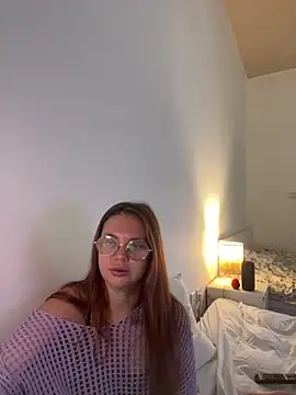 Snapshot of lovebellagrey chatting on May 5, 2026, 9:17 am lovebellagrey online show from May 5, 2026, 9:17 am