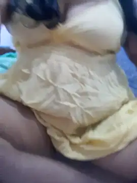 chubby wife online show from November 16, 2025, 4:40 am