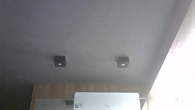 Snapshot of Skinny-Kitten chatting on April 18, 2026, 3:32 am Skinny-Kitten online show from April 18, 2026, 3:32 am