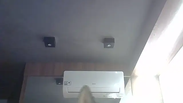 Snapshot of Skinny-Kitten chatting on June 14, 2026, 7:27 pm Skinny-Kitten online show from June 14, 2026, 7:27 pm