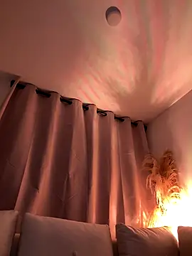 andra rose online show from November 13, 2025, 11:25 pm