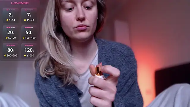 Snapshot of iilovetomatoes chatting on December 18, 2025, 1:39 pm iilovetomatoes online show from December 18, 2025, 1:39 pm