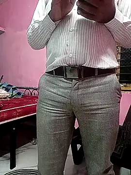 adicma123 online show from December 22, 2025, 2:58 pm