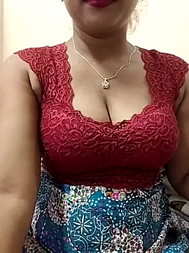Snapshot of ANGE-MOU chatting on May 16, 2026, 3:47 am ANGE-MOU online show from May 16, 2026, 3:47 am