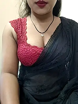 Snapshot of ANGE-MOU chatting on May 30, 2026, 3:47 am ANGE-MOU online show from May 30, 2026, 3:47 am