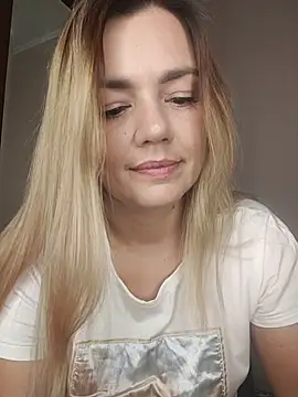 KrissSexi online show from October 29, 2025, 5:53 am