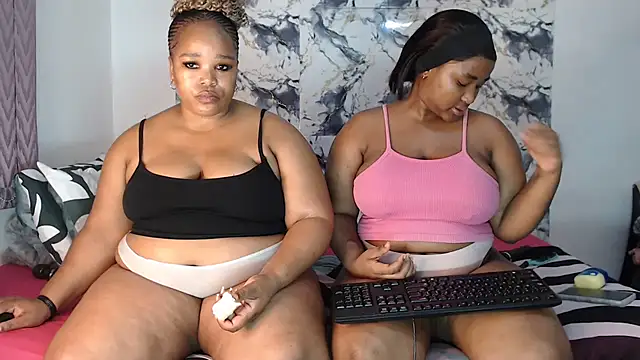 Snapshot of SexyAmeena2002 chatting on May 19, 2026, 9:10 pm SexyAmeena2002 online show from May 19, 2026, 9:10 pm