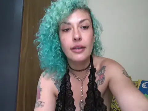 MariLouM online show from March 3, 2026, 5:30 pm