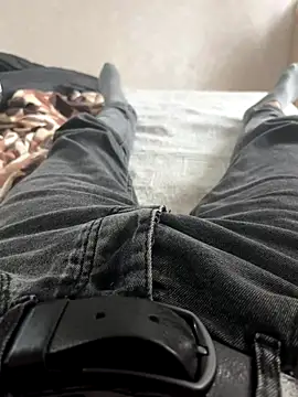 mihaixxx1 online show from November 8, 2025, 11:10 am