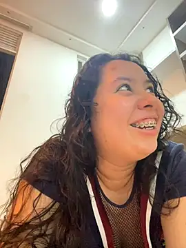 Snapshot of KimyTekashi_ chatting on September 24, 2025, 1:31 am KimyTekashi online show from September 24, 2025, 1:31 am