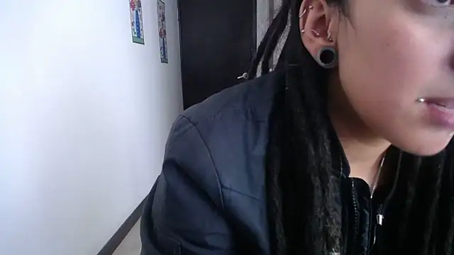 Snapshot of ORIANNA_BODMOD chatting on May 11, 2026, 8:39 pm ORIANNA BODMOD online show from May 11, 2026, 8:39 pm