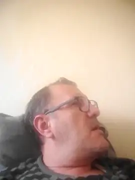 Snapshot of bestofyalcinturkey chatting on January 17, 2025, 9:39 am bestofyalcinturkey online show from January 17, 2025, 9:39 am