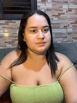 MinaBoss online show from April 26, 2026, 2:31 am