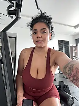 Mariecurl online show from February 13, 2025, 7:21 pm