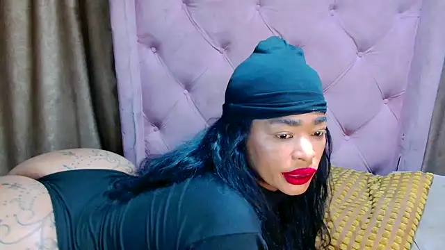 Snapshot of AFRICANGODDESSXXX chatting on May 21, 2026, 11:34 pm AFRICANGODDESSXXX online show from May 21, 2026, 11:34 pm