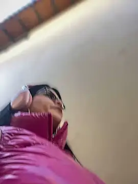 Snapshot of Insane_Issa chatting on December 5, 2024, 9:50 pm Insane Issa online show from December 5, 2024, 9:50 pm